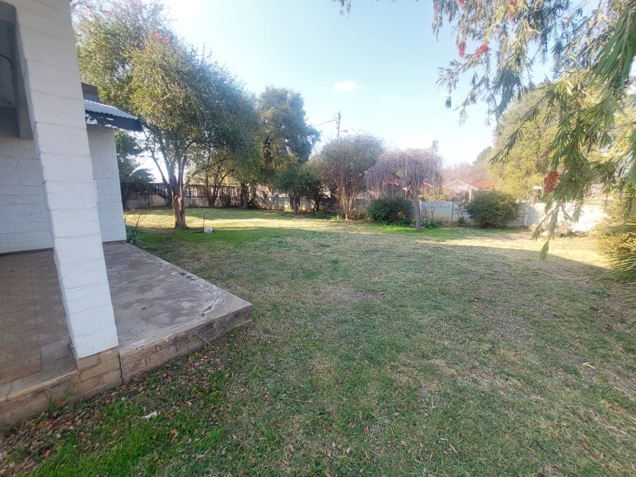 3 Bedroom Property for Sale in Miederpark North West